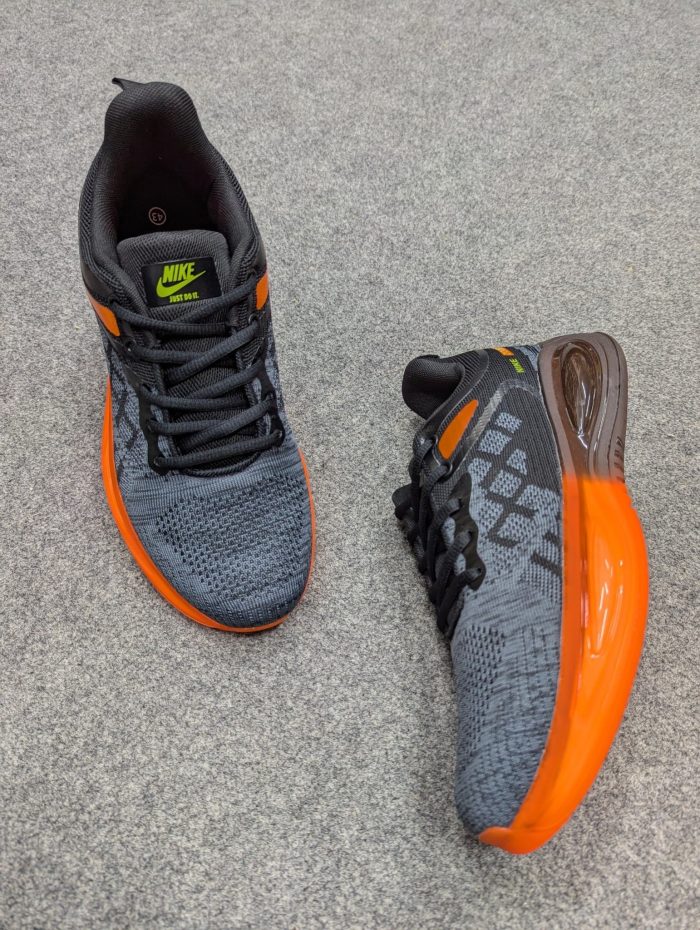 🔥 Nike ZoomX Performance Running Shoes – Black & Orange Edition 🔥 - Image 4